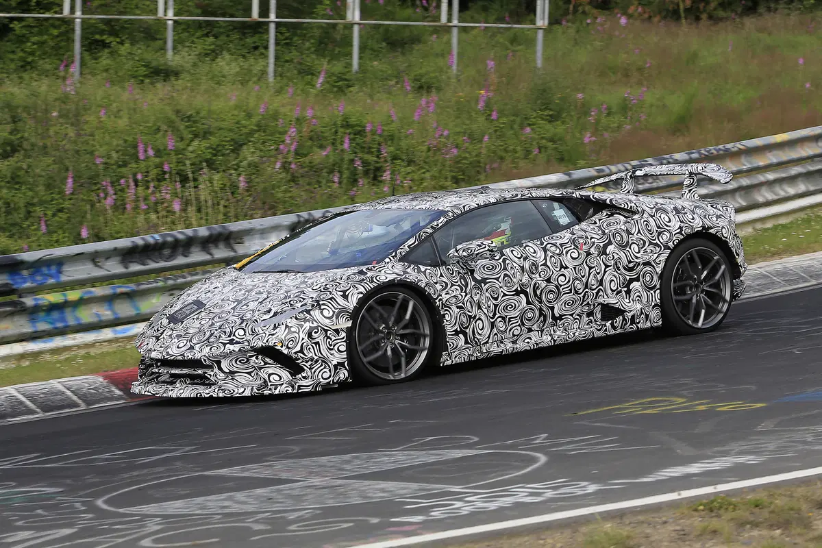 Lamborghini Huracan Superleggera (6)