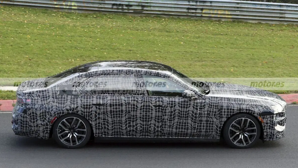 Nuova BMW Serie 7 2026: la berlina ibrida da oltre 570 CV che sfida le M sul Nürburgring (7)