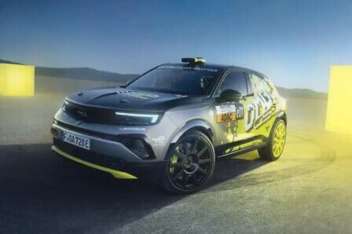 Opel Mokka GSE: il nuovo SUV elettrico da 281 CV che sfida le sportive, da 0 a 100 in soli 5,9 secondi (6)