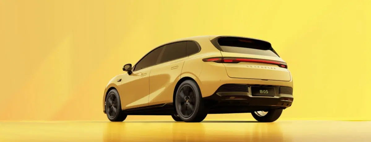 Leapmotor B05, al Salone di Monaco 2025 arriva la hatchback per l'Europa (5)