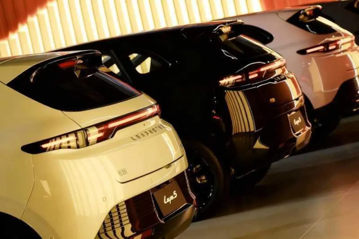 Leapmotor B05, al Salone di Monaco 2025 arriva la hatchback per l'Europa (6)
