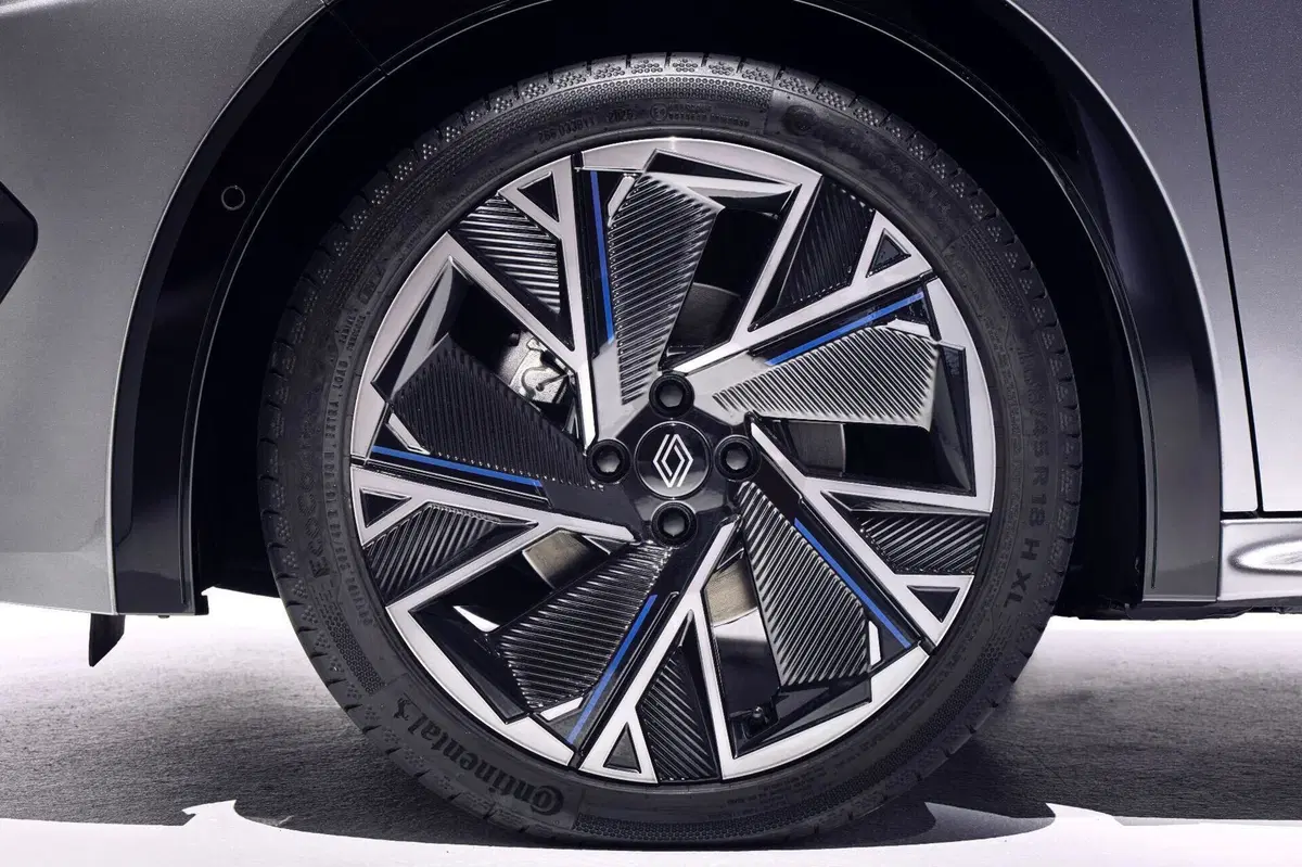 Immagini di nuova Renault CLIO esprit Alpine in colorazione Grigio Scisto (9)