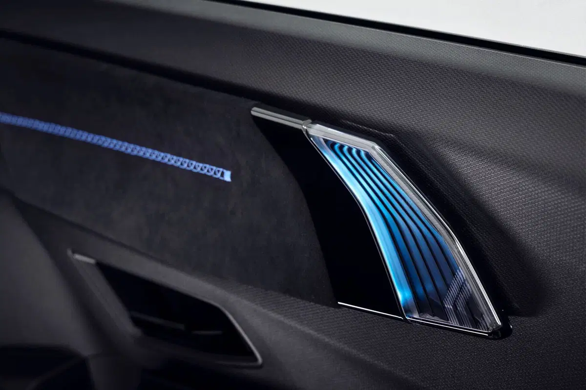 Immagini di nuova Renault CLIO esprit Alpine in colorazione Grigio Scisto (16)