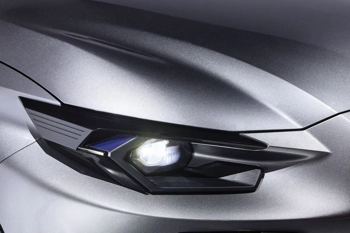 Immagini di nuova Renault CLIO esprit Alpine in colorazione Grigio Scisto (19)