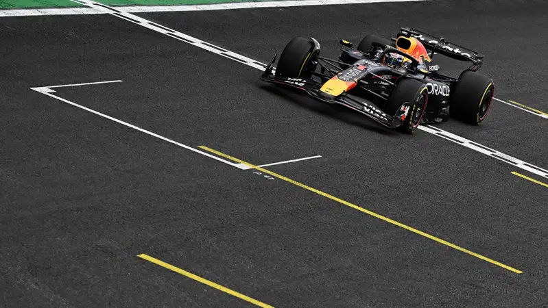 F1. Piastri, guarda Verstappen: lui s&igrave; che lo meriterebbe questo mondiale. E Norris in Brasile mette un&rsquo;ipoteca sul titolo 