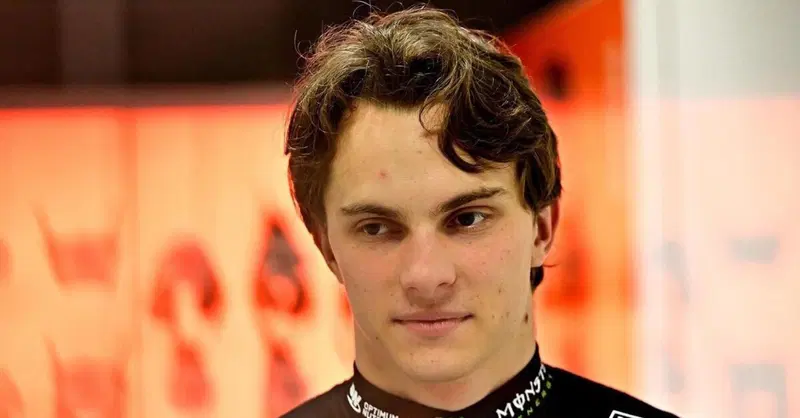 F1. Piastri stizzito dalla penalit&agrave; ricevuta nel GP del Brasile: "Ho visto uno spazio e l'ho sfruttato, non potevo scomparire"