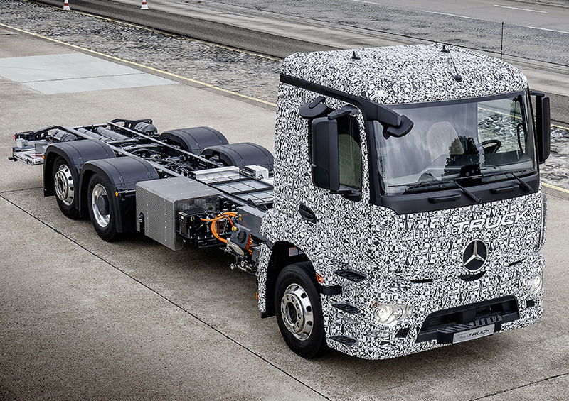 Non solo Tesla, anche per Mercedes camion elettrico entro il 2021