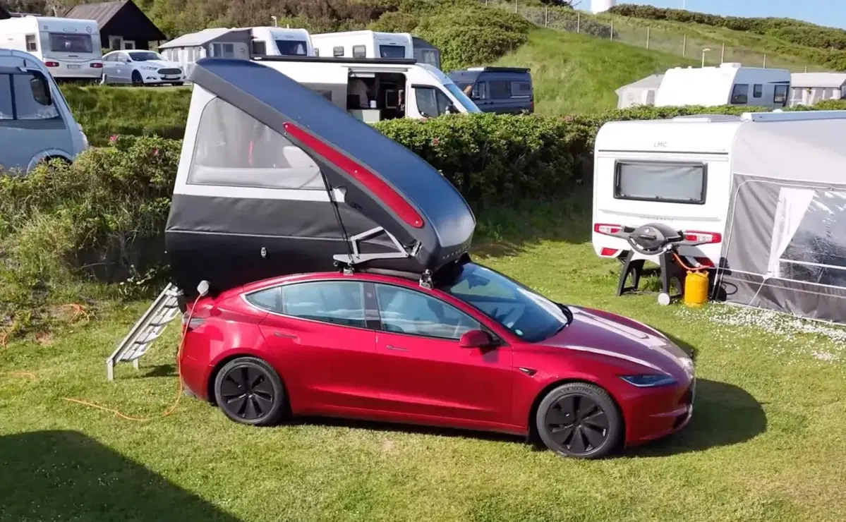 Dalla Tesla a un mini camper di lusso: ecco il Dashaway eCT, la roulotte ultraleggera che fa impazzire il web (5)