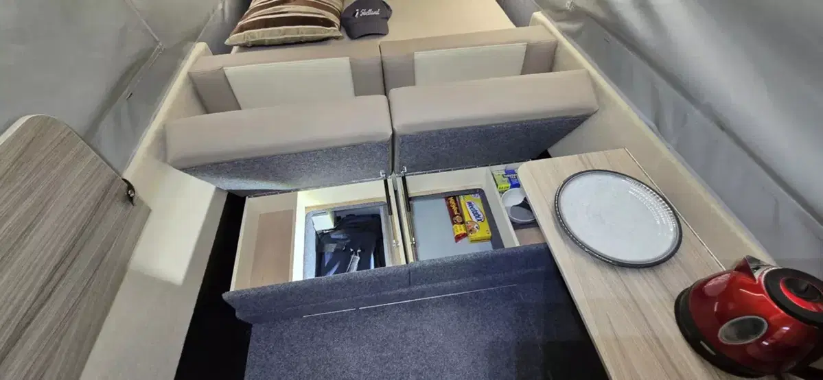 Dalla Tesla a un mini camper di lusso: ecco il Dashaway eCT, la roulotte ultraleggera che fa impazzire il web
