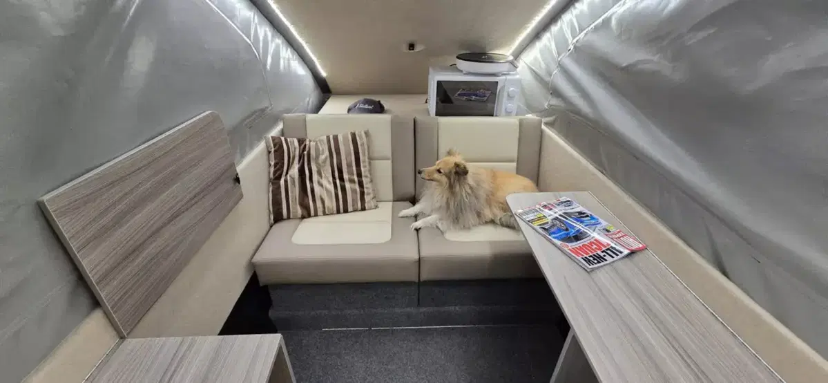 Dalla Tesla a un mini camper di lusso: ecco il Dashaway eCT, la roulotte ultraleggera che fa impazzire il web (3)