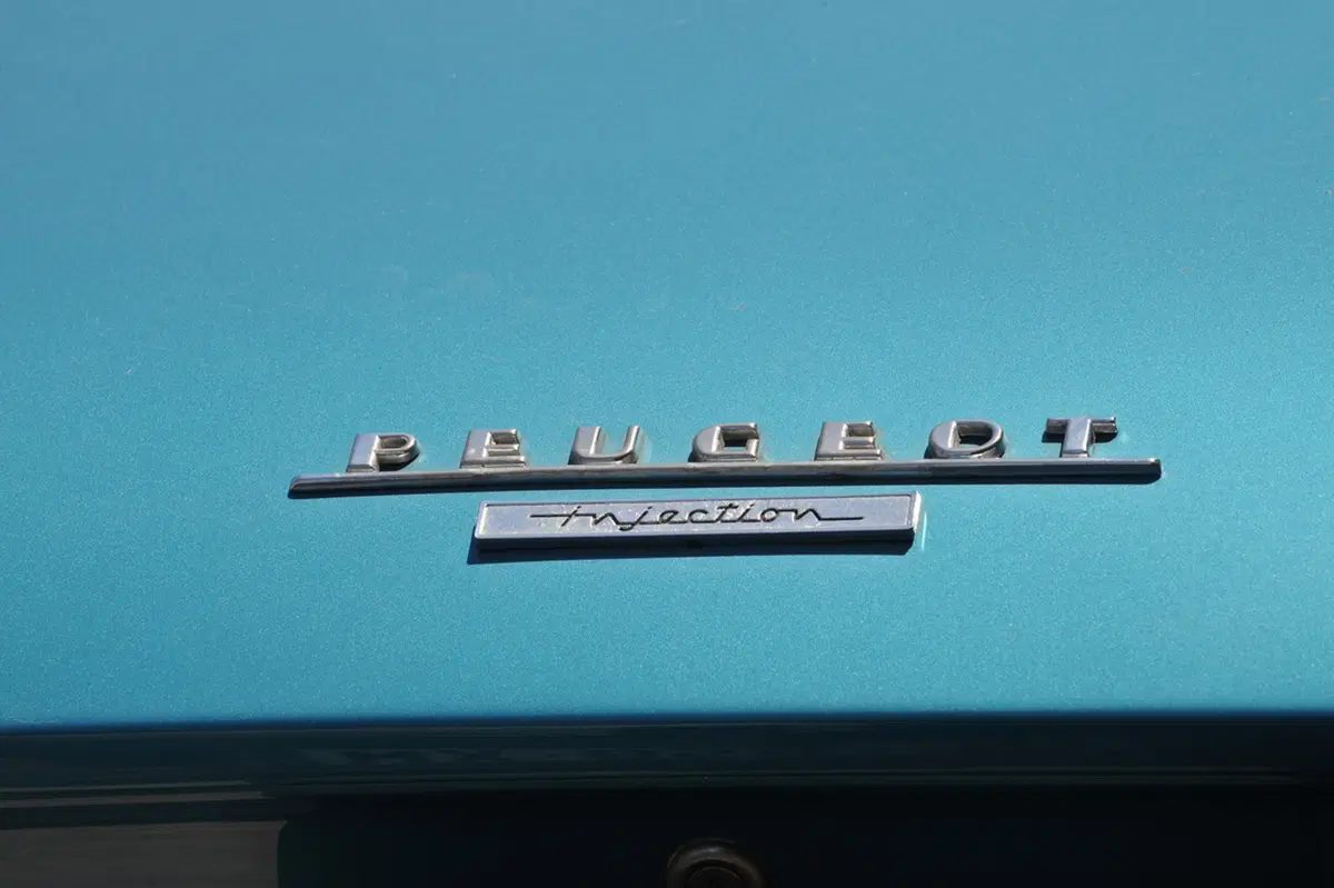 Peugeot 504 Cabrio Pininfarina, l'italo-francese [Video] (13)