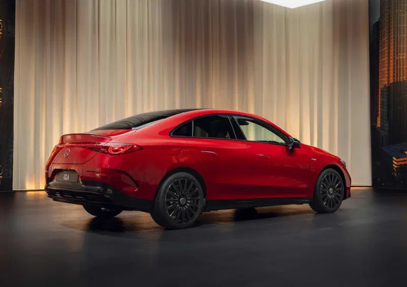 Mercedes-Benz CLA (5)