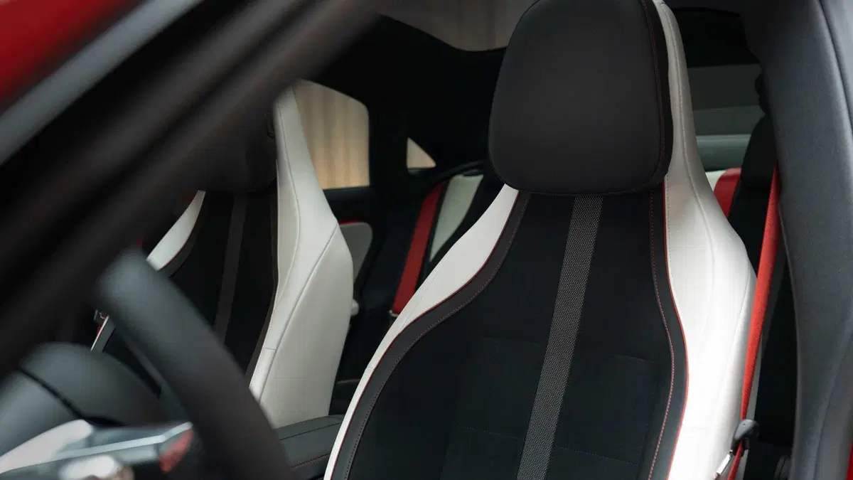 Mercedes-Benz CLA 200 AMG Line Premium 4matic auto (10)