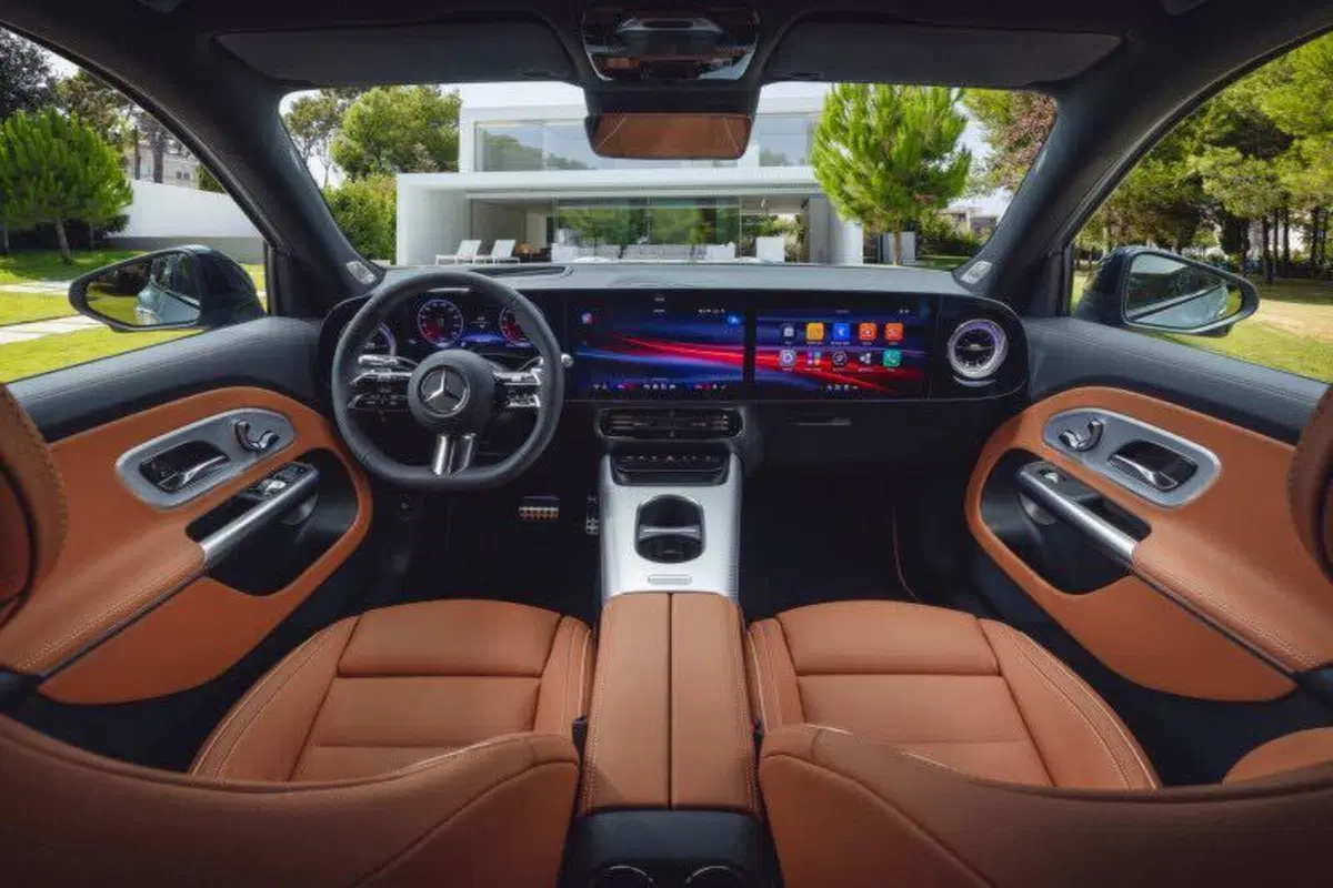 Nuova Mercedes GLB 2026: svelate le prime immagini del SUV che sostituirà la EQB (7)