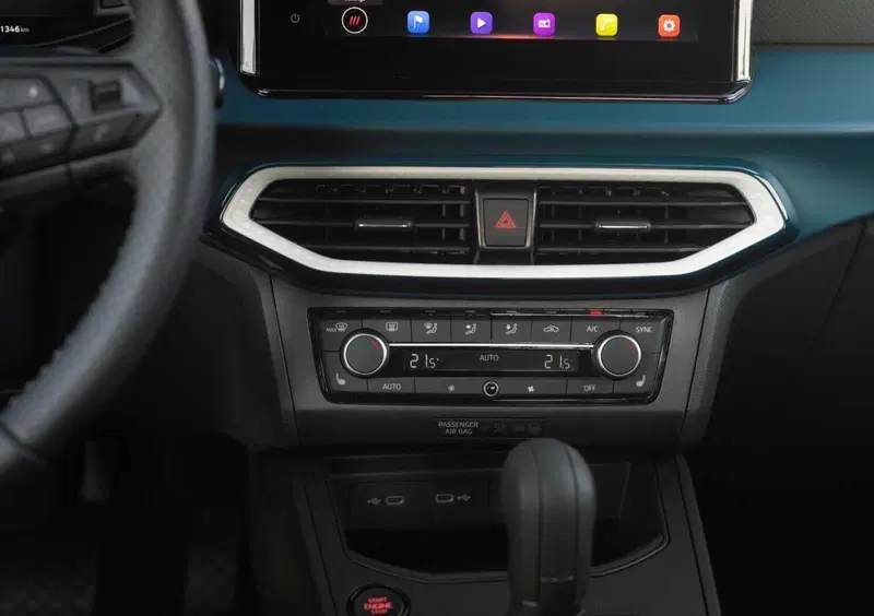 SEAT Arona (2017-->>) (13)