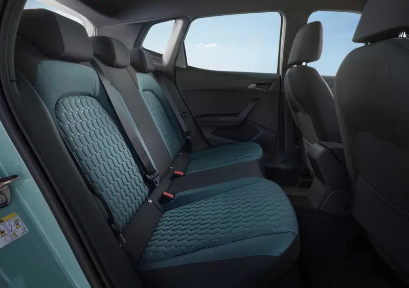 SEAT Arona (2017-->>) (15)