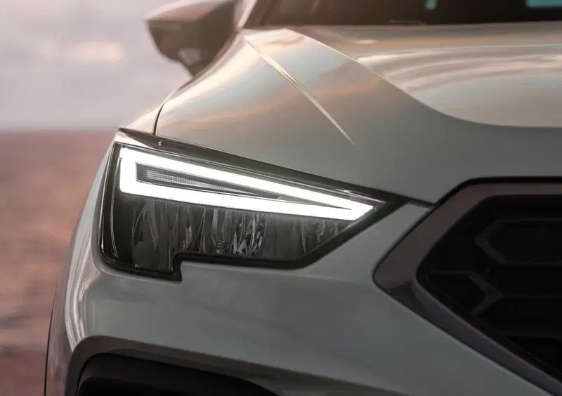 SEAT Arona (2017-->>) (18)