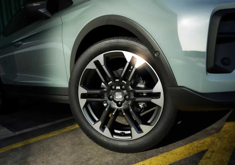 SEAT Arona (2017-->>) (20)