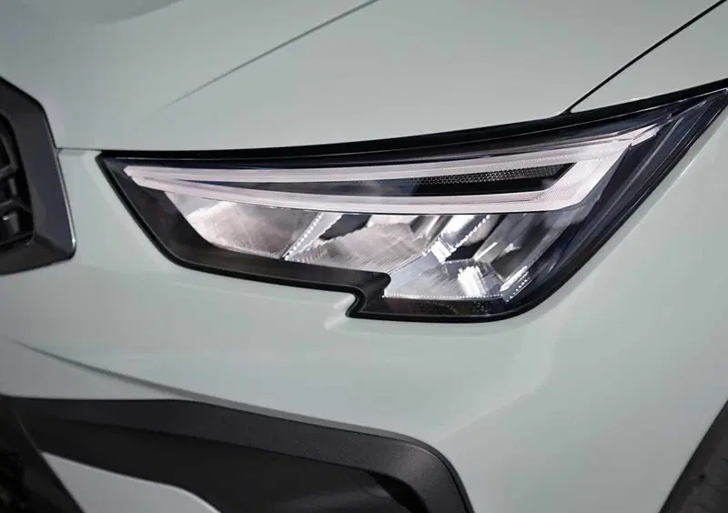 SEAT Arona (2017-->>) (19)