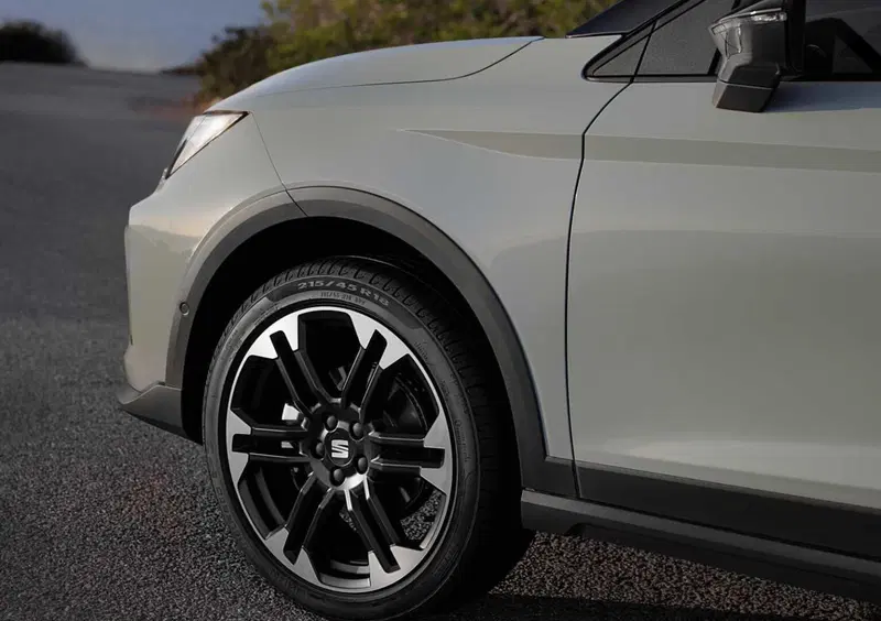 SEAT Arona (2017-->>) (22)