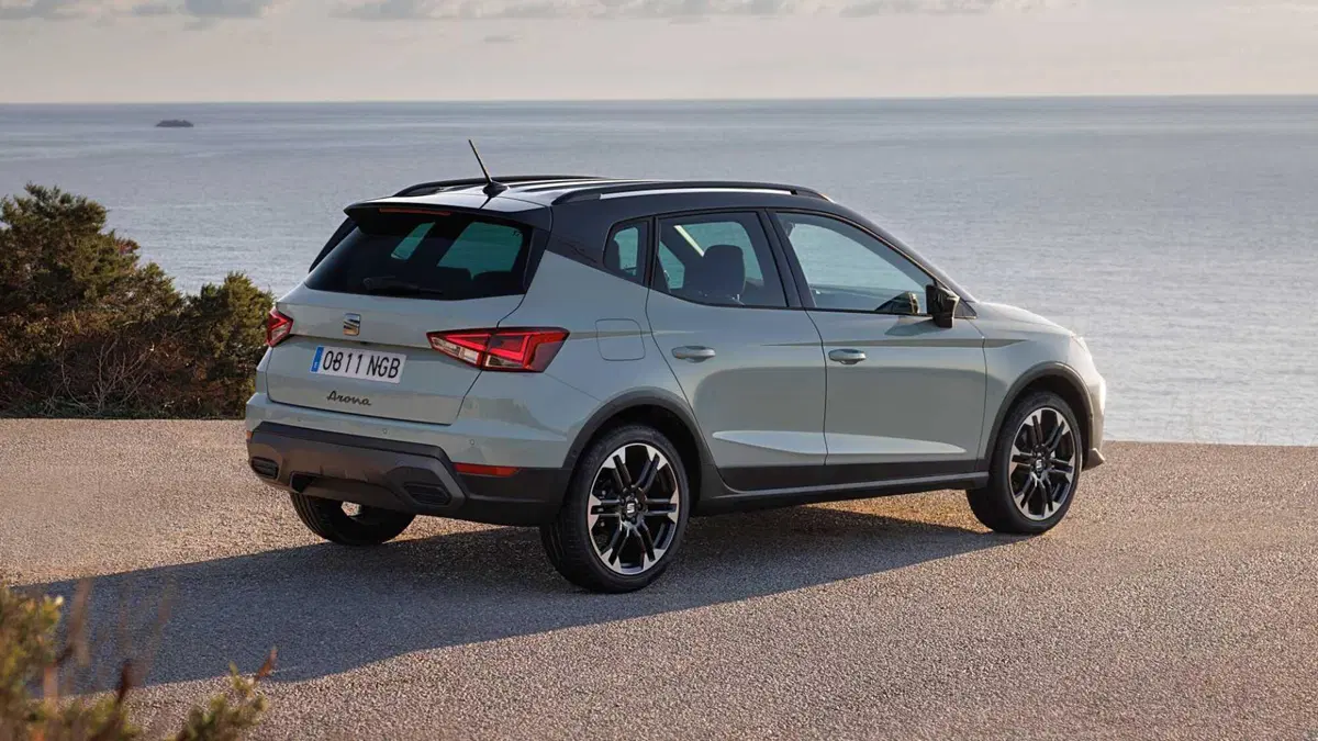 SEAT Arona 1.6 TDI 115 CV Style (6)