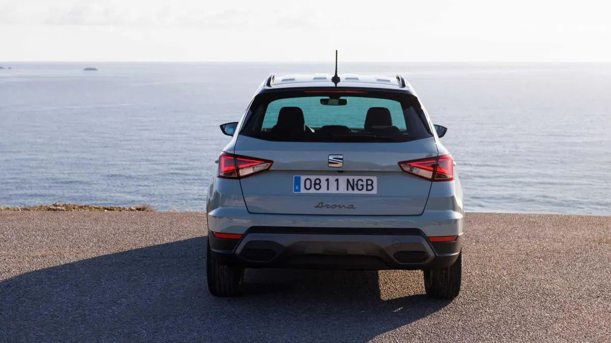 SEAT Arona 1.6 TDI 115 CV Style (7)