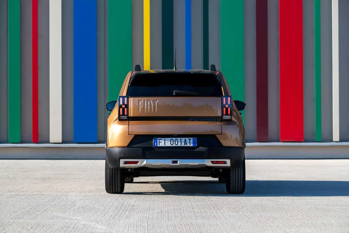 Fiat Grande Panda è Auto Europa 2026: il trionfo dell'icona italiana che conquista gli esperti (3)