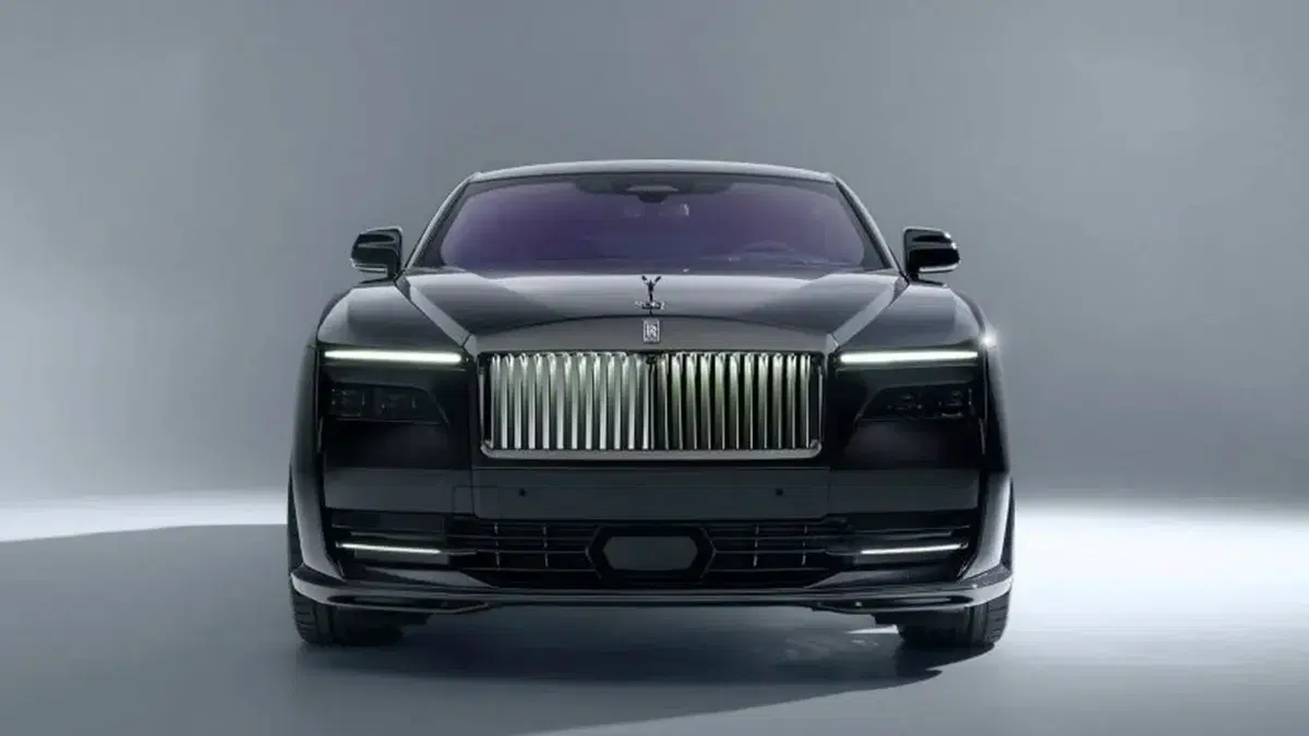 Novitec trasforma la Rolls-Royce Spectre: il lusso elettrico più estremo mai visto (3)