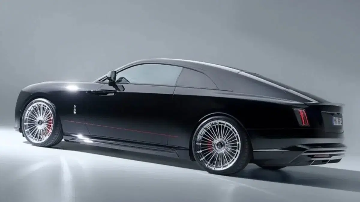 Novitec trasforma la Rolls-Royce Spectre: il lusso elettrico più estremo mai visto (6)