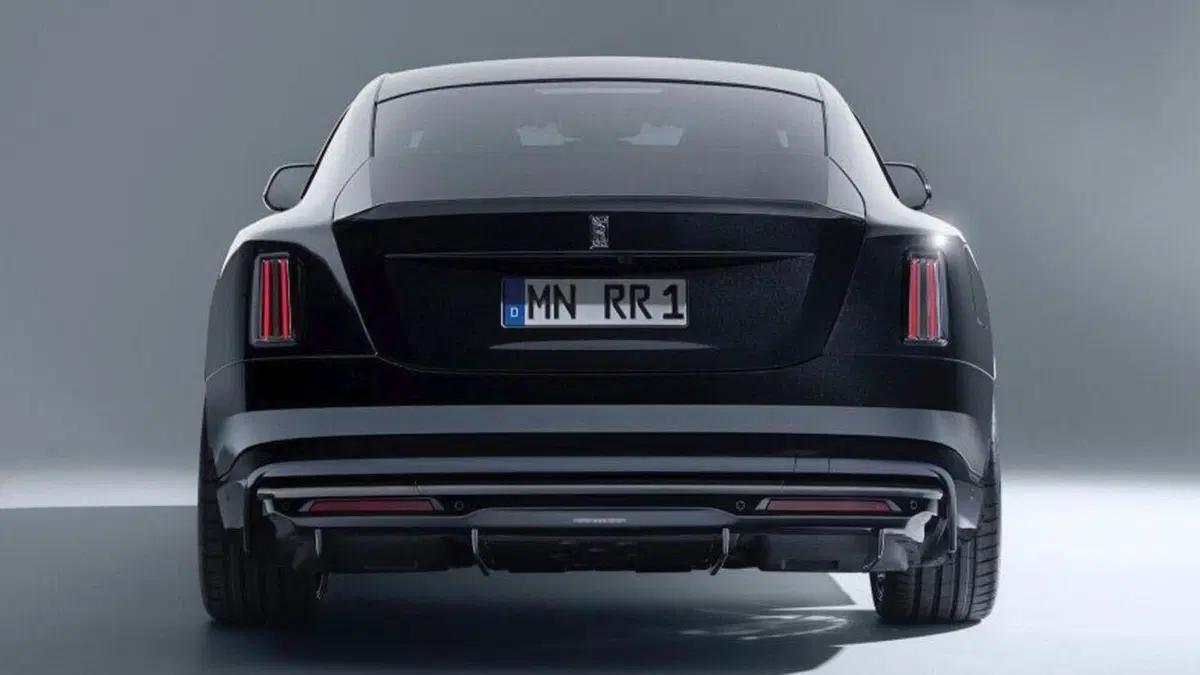 Novitec trasforma la Rolls-Royce Spectre: il lusso elettrico più estremo mai visto (7)
