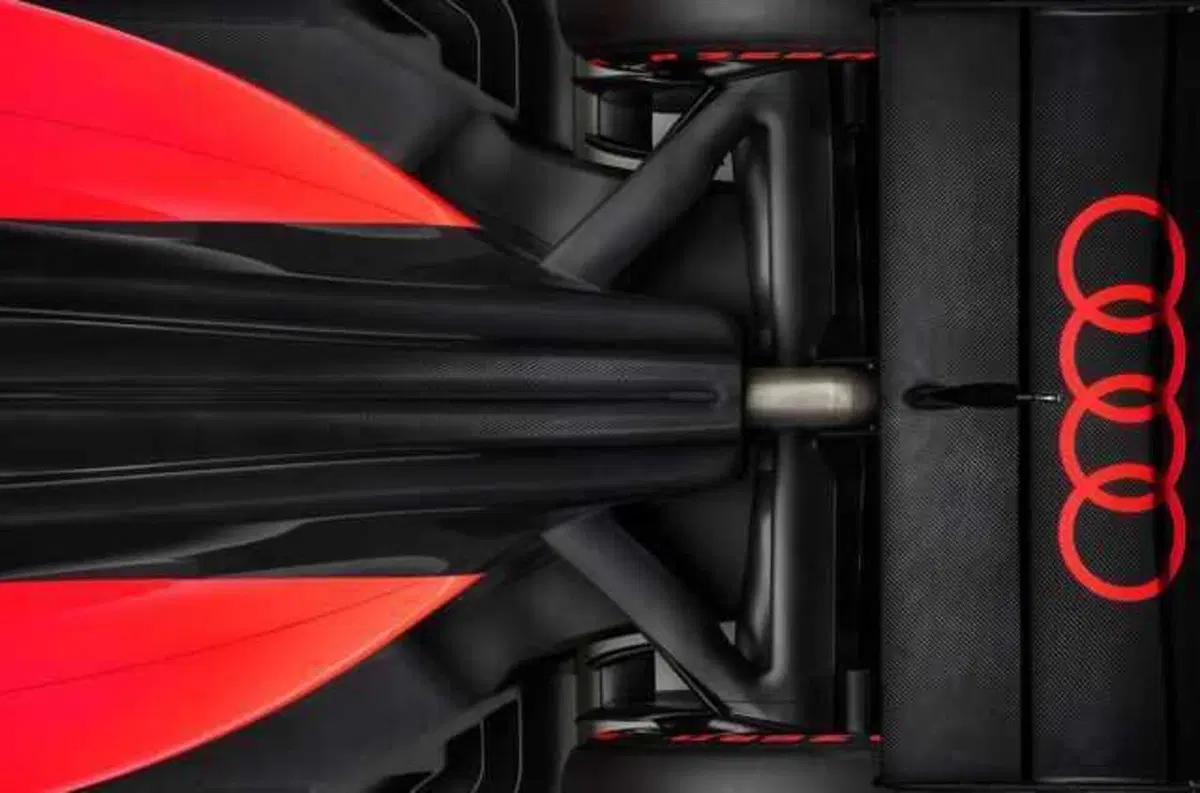 Formula 1. Il 2026 inizia oggi: svelata la livrea di Audi per il primo anno nel Circus (4)