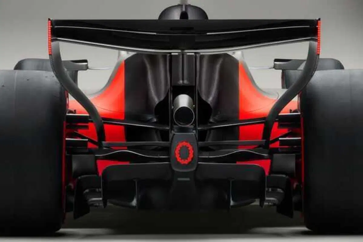 F1 2026. Audi svela la livrea della nuova R26 Concept: la rivoluzione dei quattro anelli è pronta a scendere in pista nel 2026 (2)