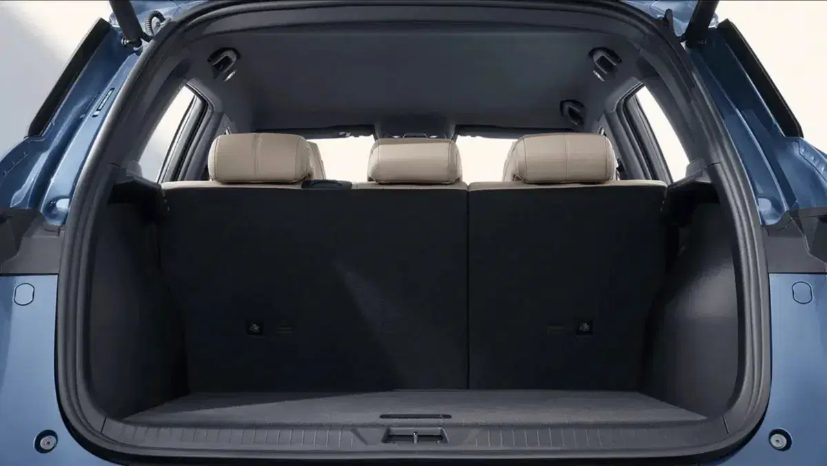 BYD Sealion 5 DM-i: il nuovo SUV ibrido plug-in pronto a sfidare Kia Sportage e Hyundai Tucson (5)