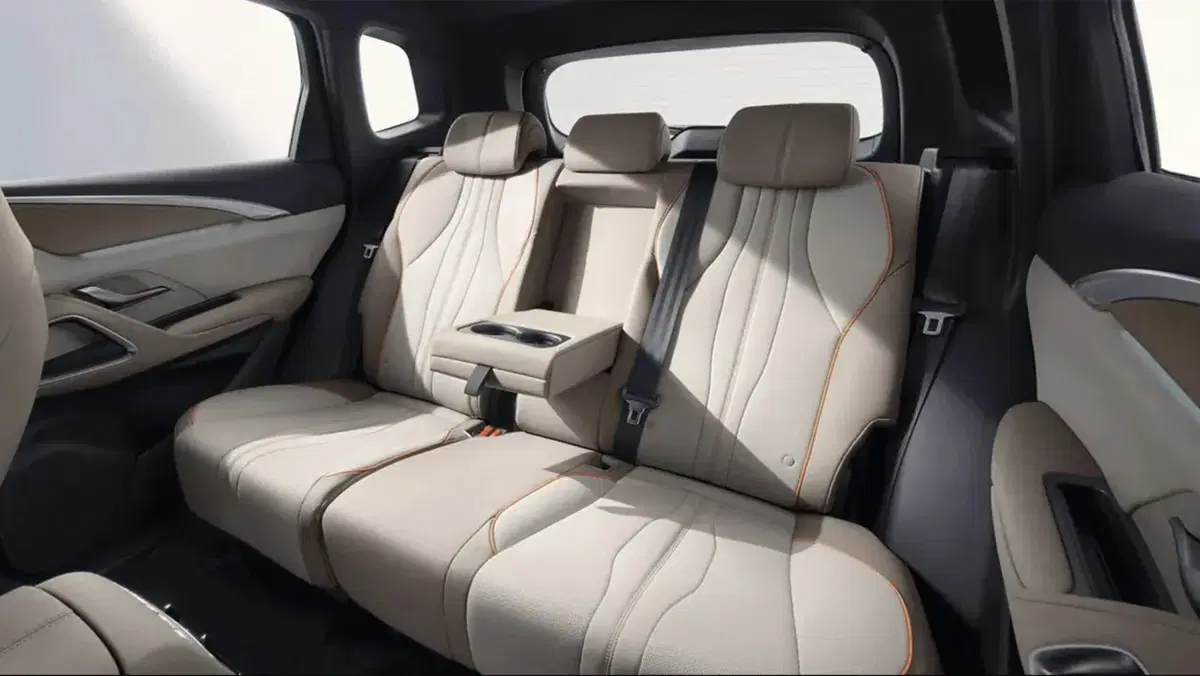 BYD Sealion 5 DM-i: il nuovo SUV ibrido plug-in pronto a sfidare Kia Sportage e Hyundai Tucson (6)