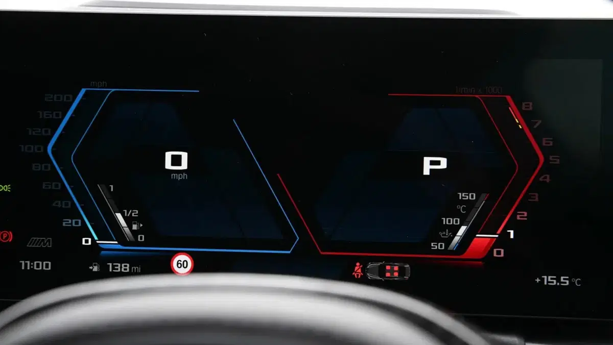 Nuova BMW M2 CS 2025: cosa ne pensano gli inglesi di questa belva da 523 CV (2)