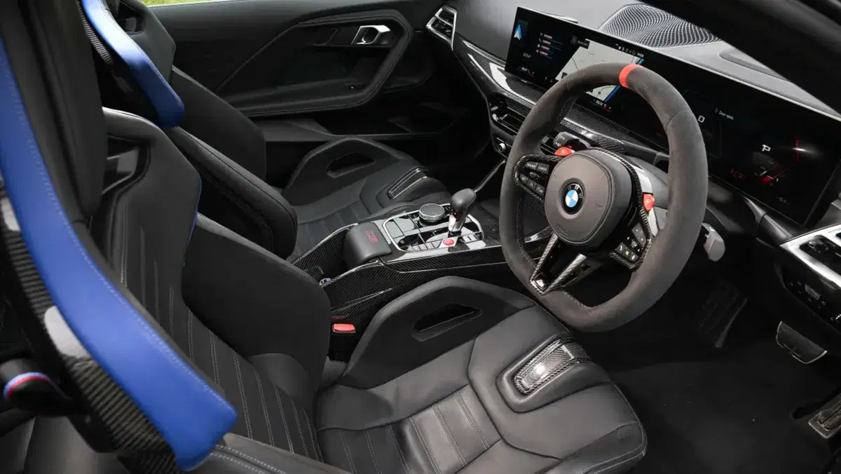 Nuova BMW M2 CS 2025: cosa ne pensano gli inglesi di questa belva da 523 CV (3)