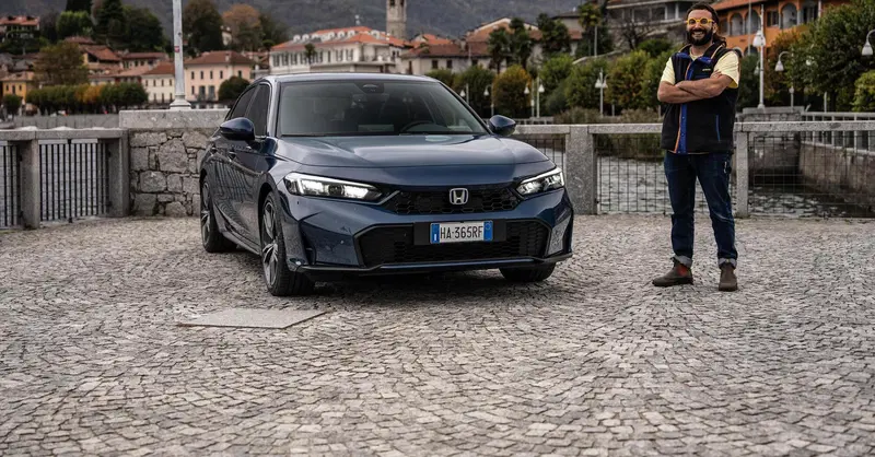 L'ibrido migliore di tutti? 10 cose che (forse) non sapevi della Honda Civic restyling 2026 [VIDEO]