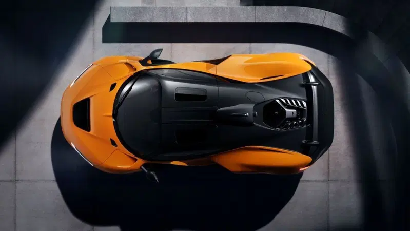 Rivoluzione in casa McLaren: nel 2028 arriva il primo SUV ibrido, pi&ugrave; potente di una Urus e pi&ugrave; lussuoso di una Bentley