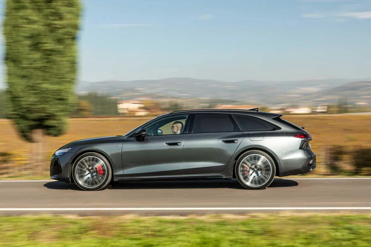 Audi A6 e-hybrid: eleganza elettrificata con oltre 100 km di autonomia | Caratteristiche, prezzi e allestimenti [VIDEO] (10)