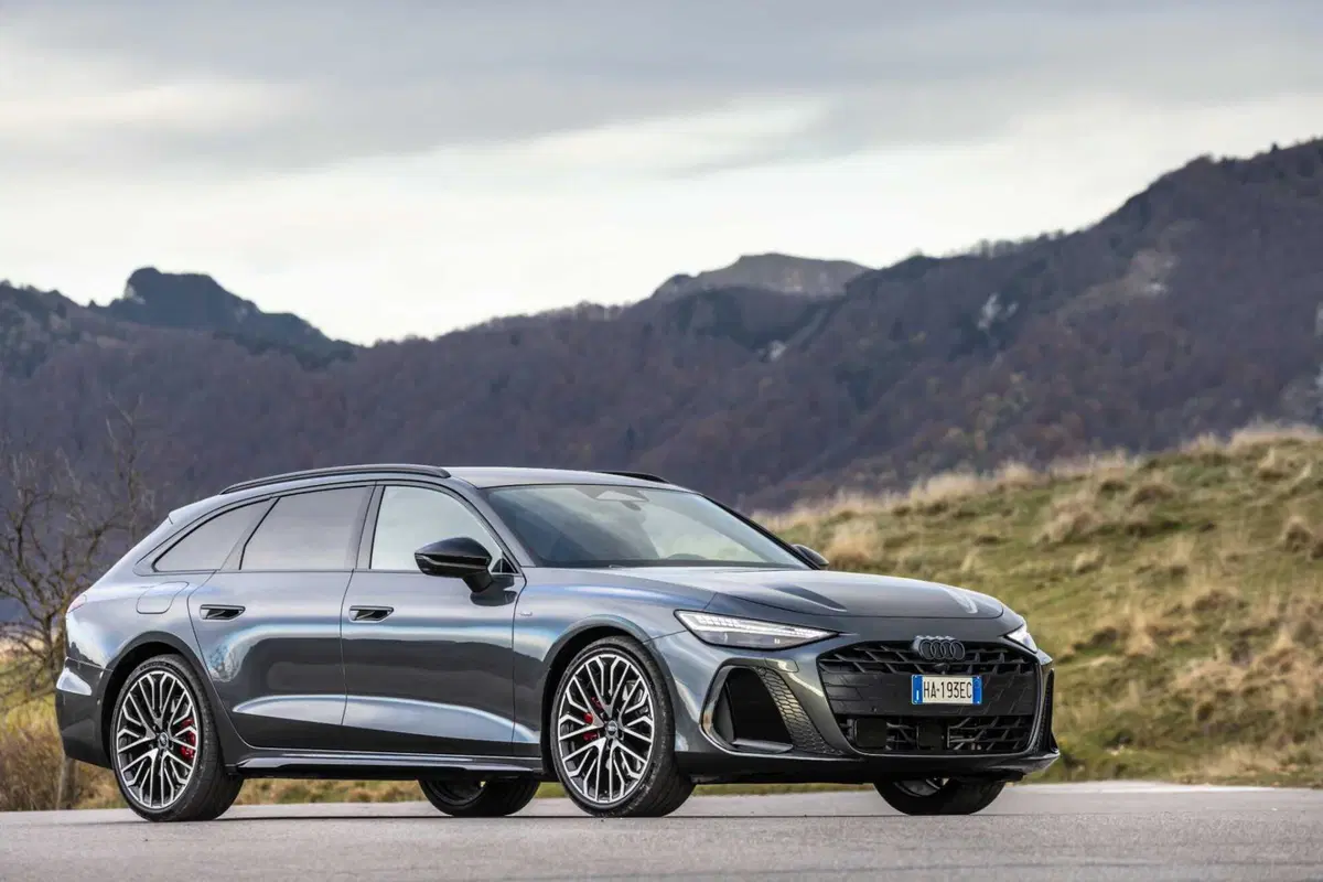 Audi A6 e-hybrid: eleganza elettrificata con oltre 100 km di autonomia | Caratteristiche, prezzi e allestimenti [VIDEO] (15)