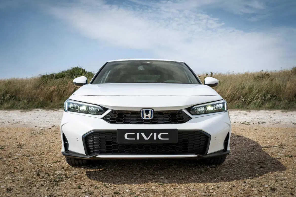 L'ibrido migliore di tutti? 10 cose che (forse) non sapevi della Honda Civic restyling 2026 [VIDEO] (4)