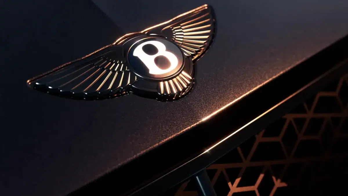 Nuova Bentley Supersports: la GT che manda in pensione l’ibrido con il suo V8 da 657 CV (12)