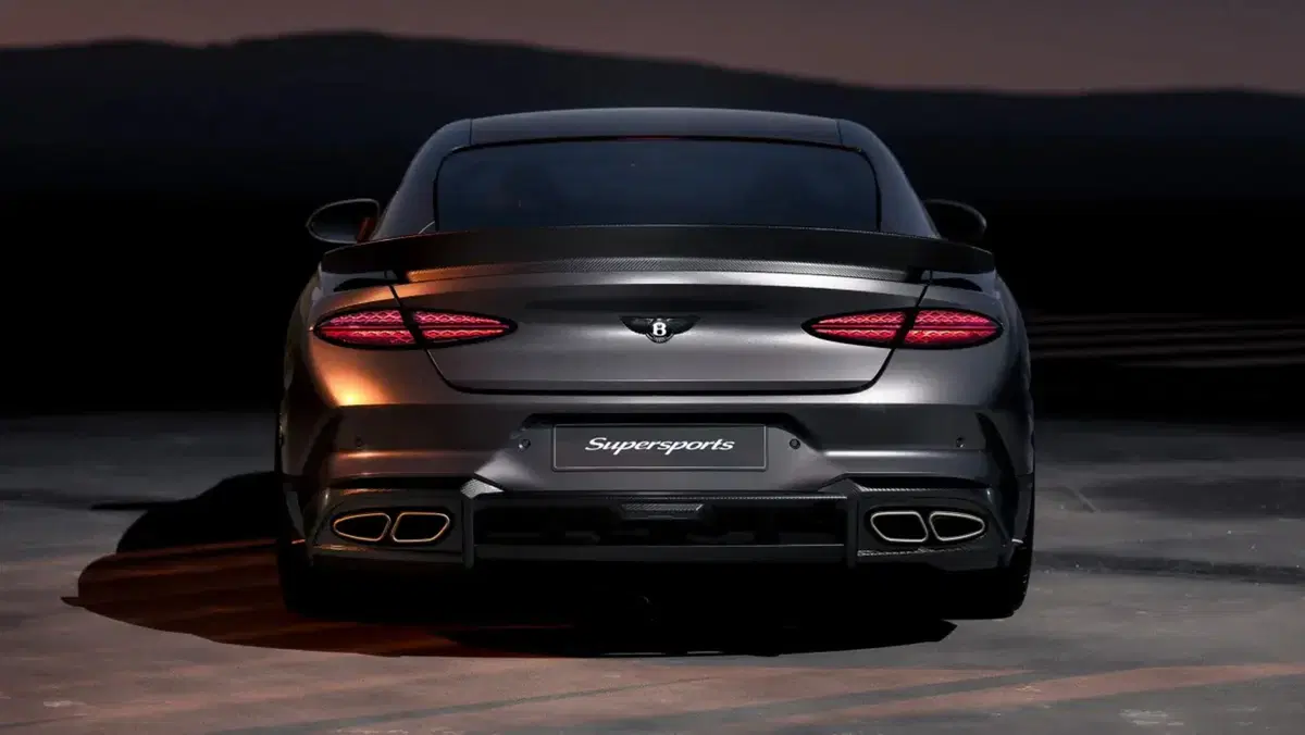 Nuova Bentley Supersports: la GT che manda in pensione l’ibrido con il suo V8 da 657 CV (19)