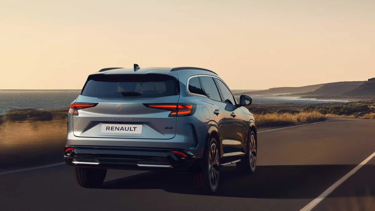 Renault Espace (2023-->>) (5)