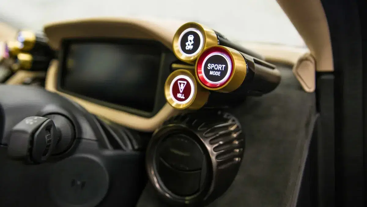 TVR Griffith, è ufficiale: torna il V8 da 500 CV e arrivano anche le TVR elettriche (15)
