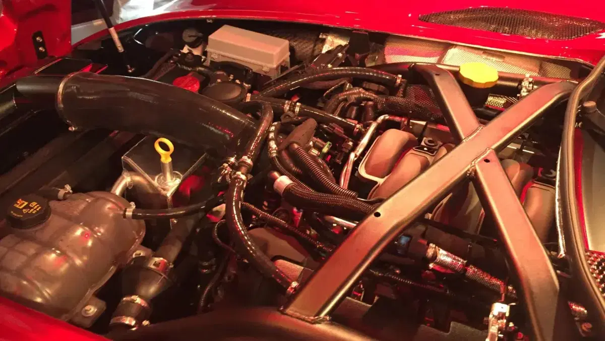 TVR Griffith, è ufficiale: torna il V8 da 500 CV e arrivano anche le TVR elettriche (26)