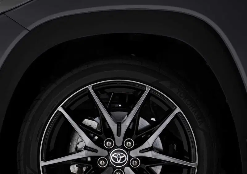 Toyota Corolla Cross (2025-->>) (15)