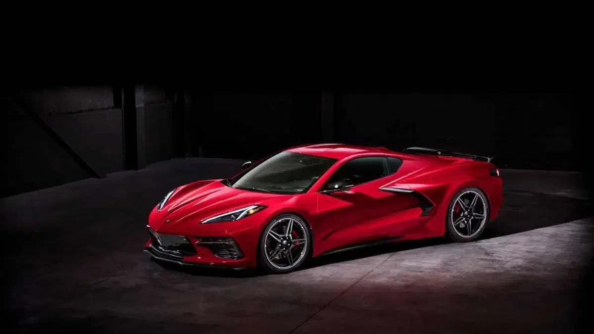 Mentre l'Europa vieta i motori termici, General Motors rilancia: arriva il nuovo V8 da oltre 500 CV che farà tremare l'asfalto (11)