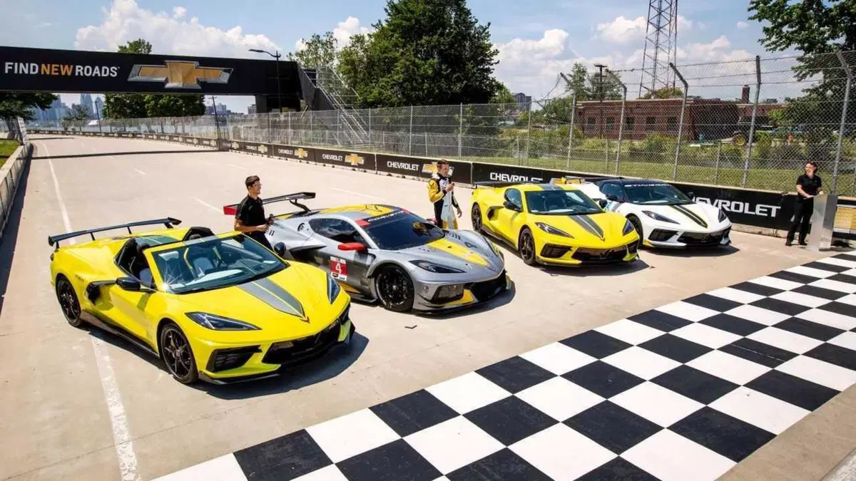 Mentre l'Europa vieta i motori termici, General Motors rilancia: arriva il nuovo V8 da oltre 500 CV che farà tremare l'asfalto (12)