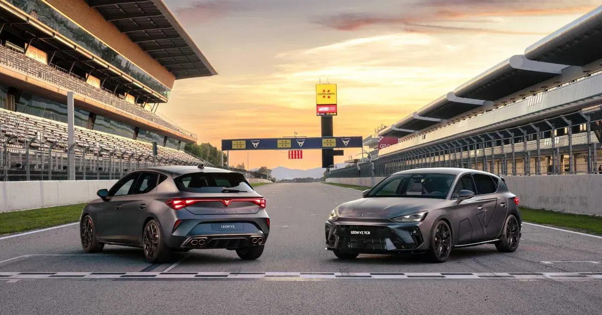 Dalla pista alla strada: CUPRA Leon VZ TCR e Leon VZ portano lo spirito racing tra le curve cittadine